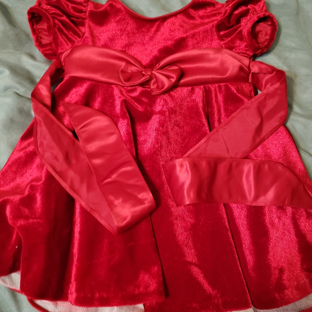 Child size 2 T red velvet dress